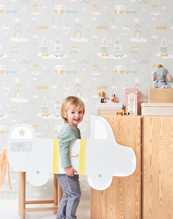 Majvillan, tapet till barnrummet Above the clouds, soft grey