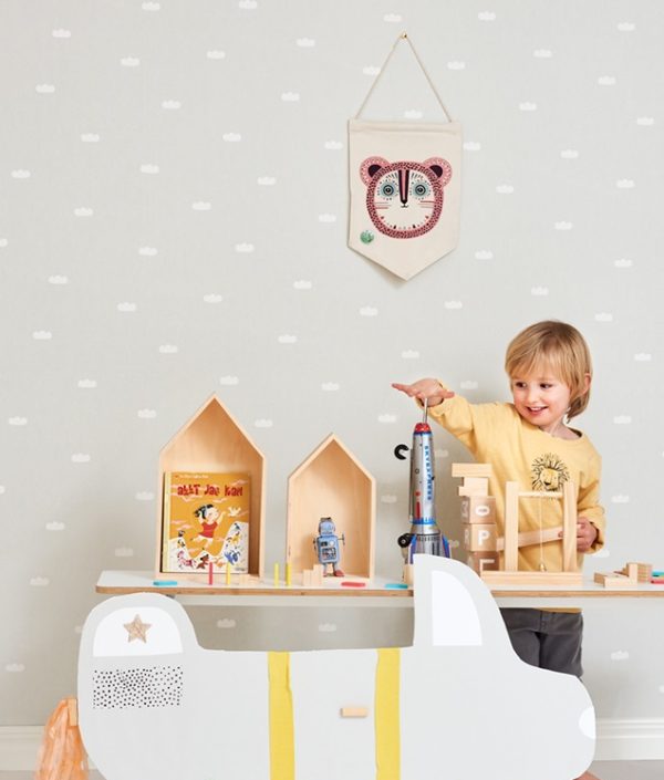 Majvillan, tapet till barnrummet Dreamy clouds, soft grey