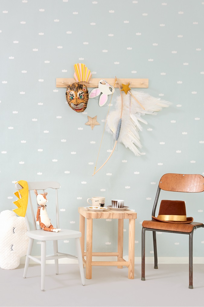Majvillan, tapet till barnrummet Dreamy clouds, dusty blue