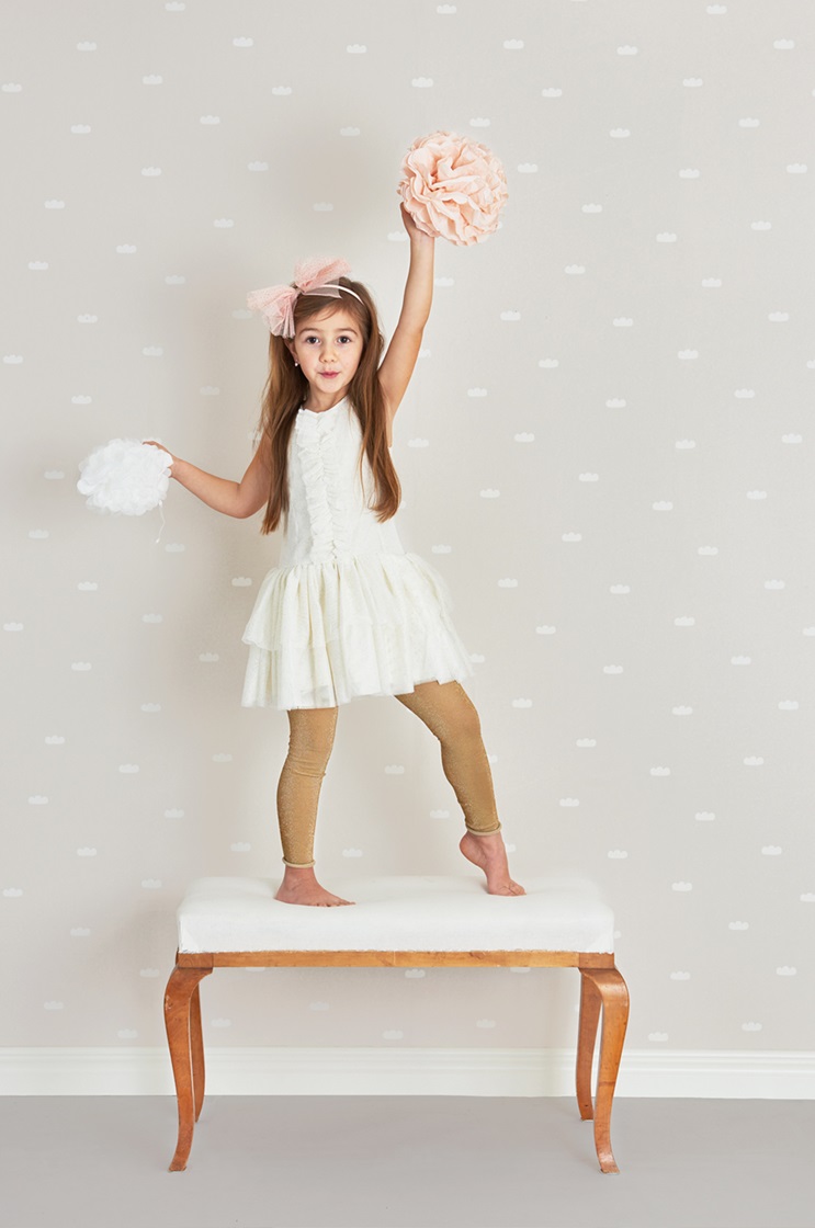 Majvillan, tapet till barnrummet Dreamy clouds, dreamy pink - Bild 4