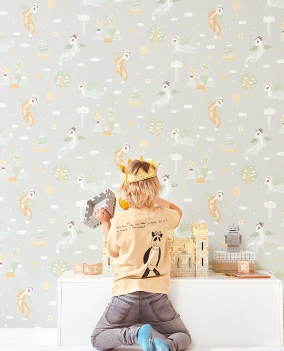 Majvillan, tapet till barnrummet Magical adventure, soft grey