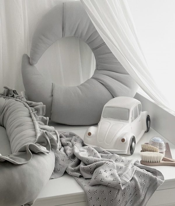 Cotton & Sweets, amningskudde Croissant, ljusgrå