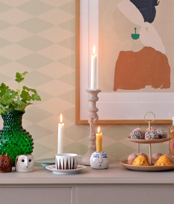 Majvillan, tapet till barnrummet Copenhagen, beige green