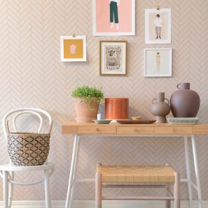 Majvillan, tapet till barnrummet Herringbone, sandy beige