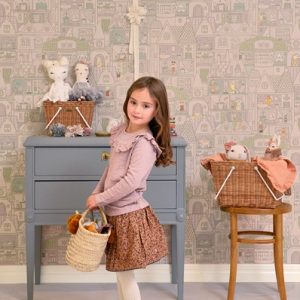 Majvillan, tapet till barnrummet Dollhouse, soft lilac