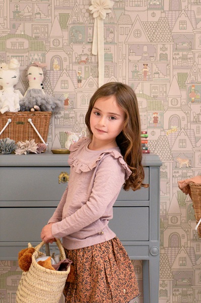 Majvillan, tapet till barnrummet Dollhouse, soft lilac - Bild 4