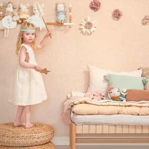 Majvillan, tapet till barnrummet Dots, soft pink