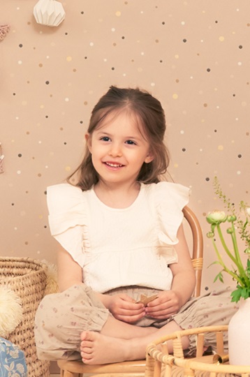 Majvillan, tapet till barnrummet Stardust, shimmering pink - Bild 4