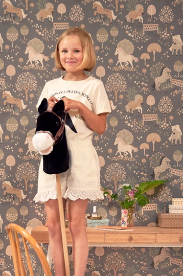 Majvillan, tapet till barnrummet My sweet pony, mignight blue