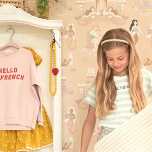 Majvillan, tapet till barnrummet Mermaid reef, sandy beige