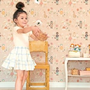 Majvillan, tapet till barnrummet Catwalk, sweet pink