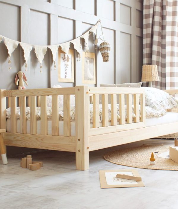 Barnsäng Lisa 90x190 cm