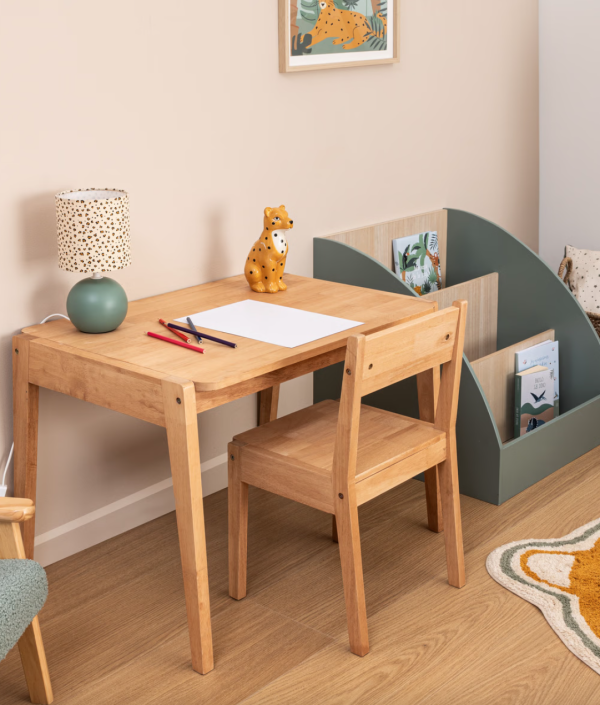 Bordslampa i keramik till barnrummet, leopard green