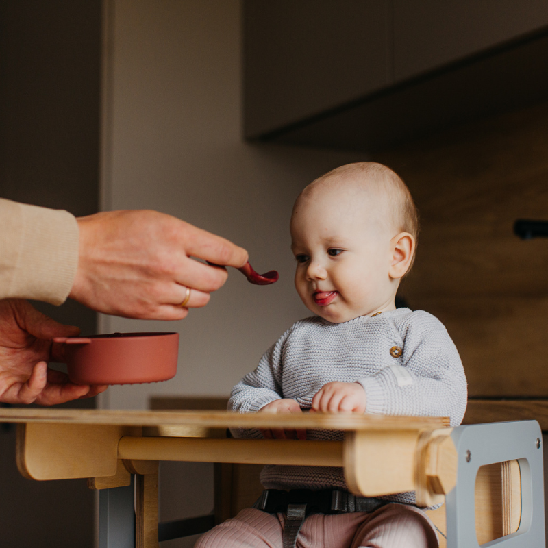 Duck Woodworks, hopfällbar kökspall med barnstol - Bild 21