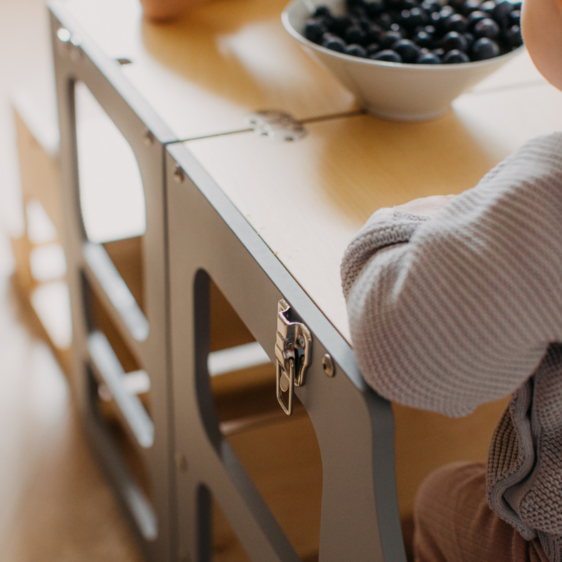 Duck Woodworks, hopfällbar kökspall med barnstol - Bild 17