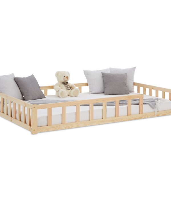 Montessori natur barnsäng med skyddskanter, 120x200 cm