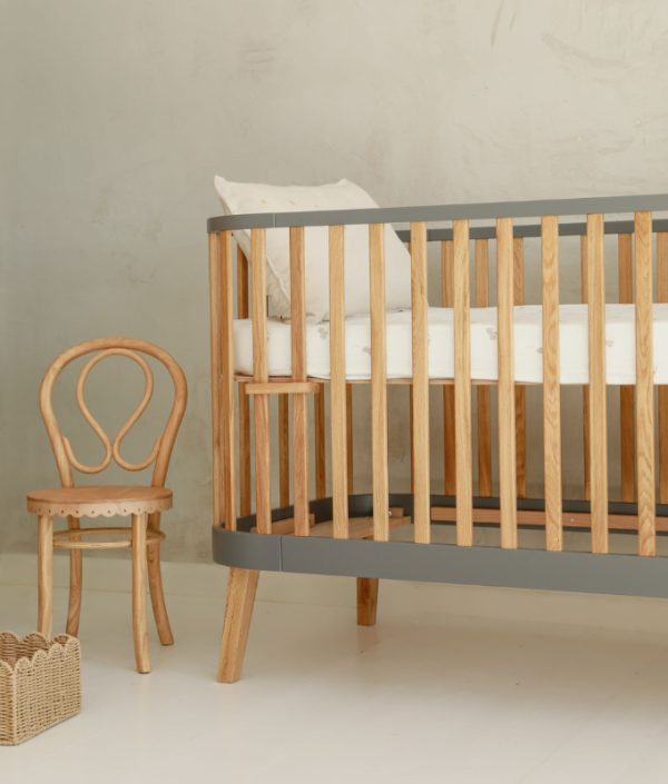 Grå spjälsäng Viva Luna