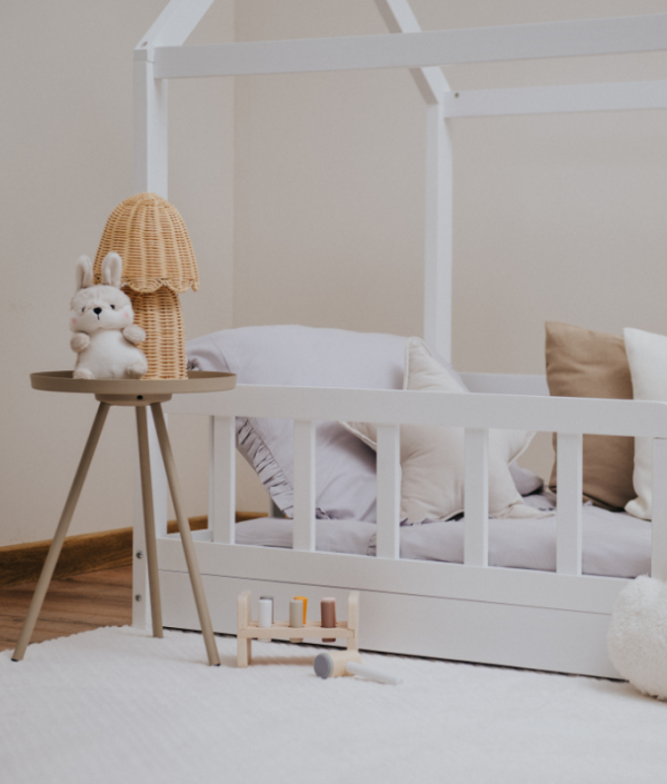 Vit Montessori hussäng 80x160 cm