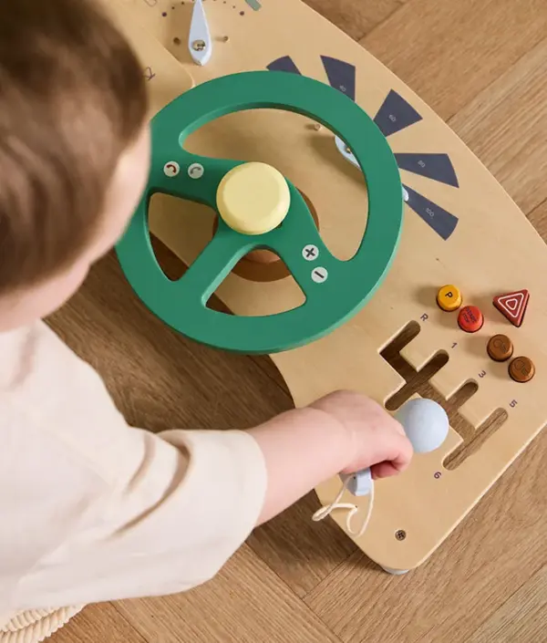 Kid`s Concept, Aktivitestbräda bil