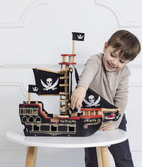 Barbarossa Piratskepp med figurer